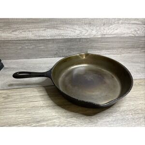 Cast Iron Skillet No 8  10 1/2" Unmarked Wagner -8- Smooth